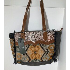 Womens Myra Bag Seneca Heritage Leather Tapestry 13.5 x 9.5 x 4" NWT‎